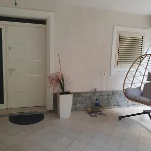 27 Center House Shkodra