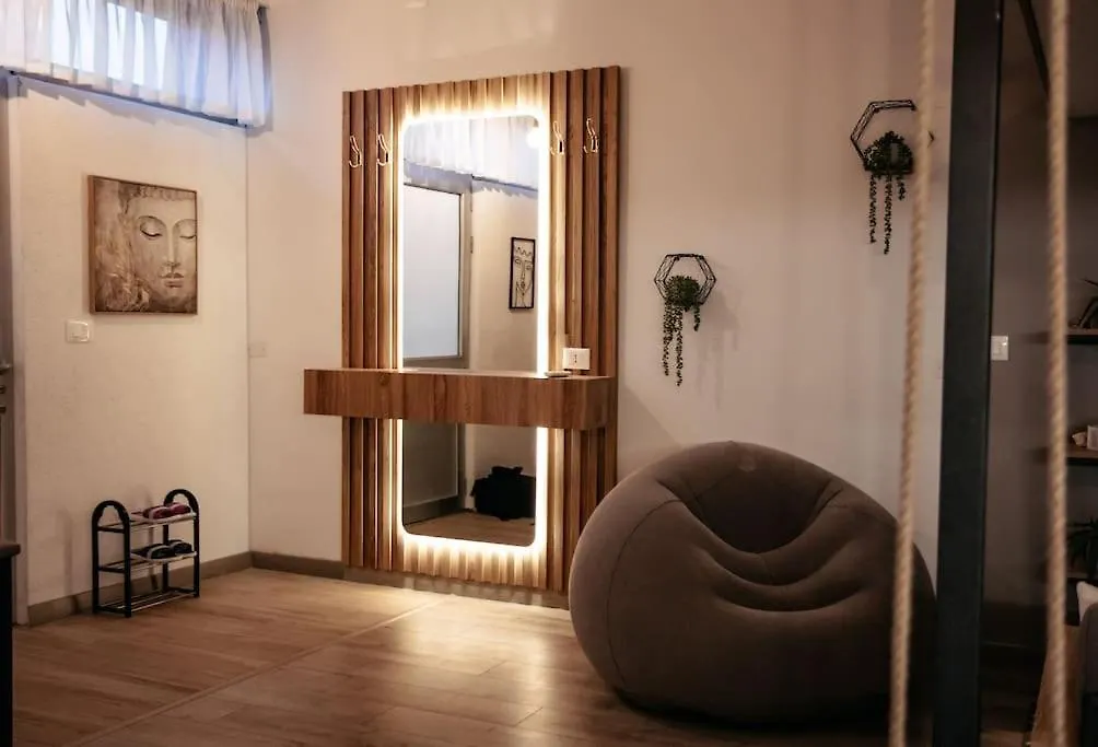 Wooden Art Apartment Shkoder